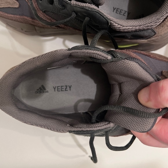 Yeezy Boost 700 V1 Mauve - Sz 10.5 - Picture 11 of 12